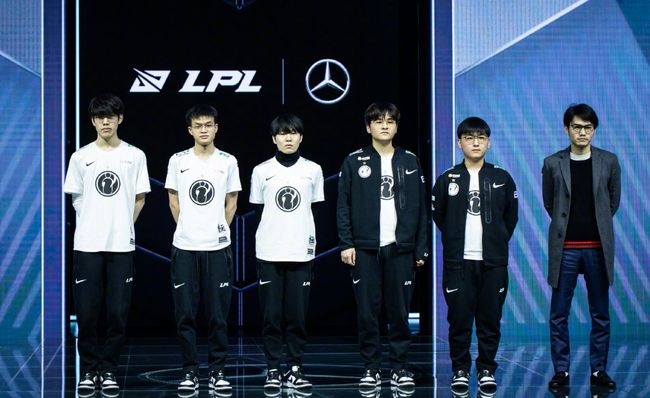 雪世界中拉 雪世界中拉